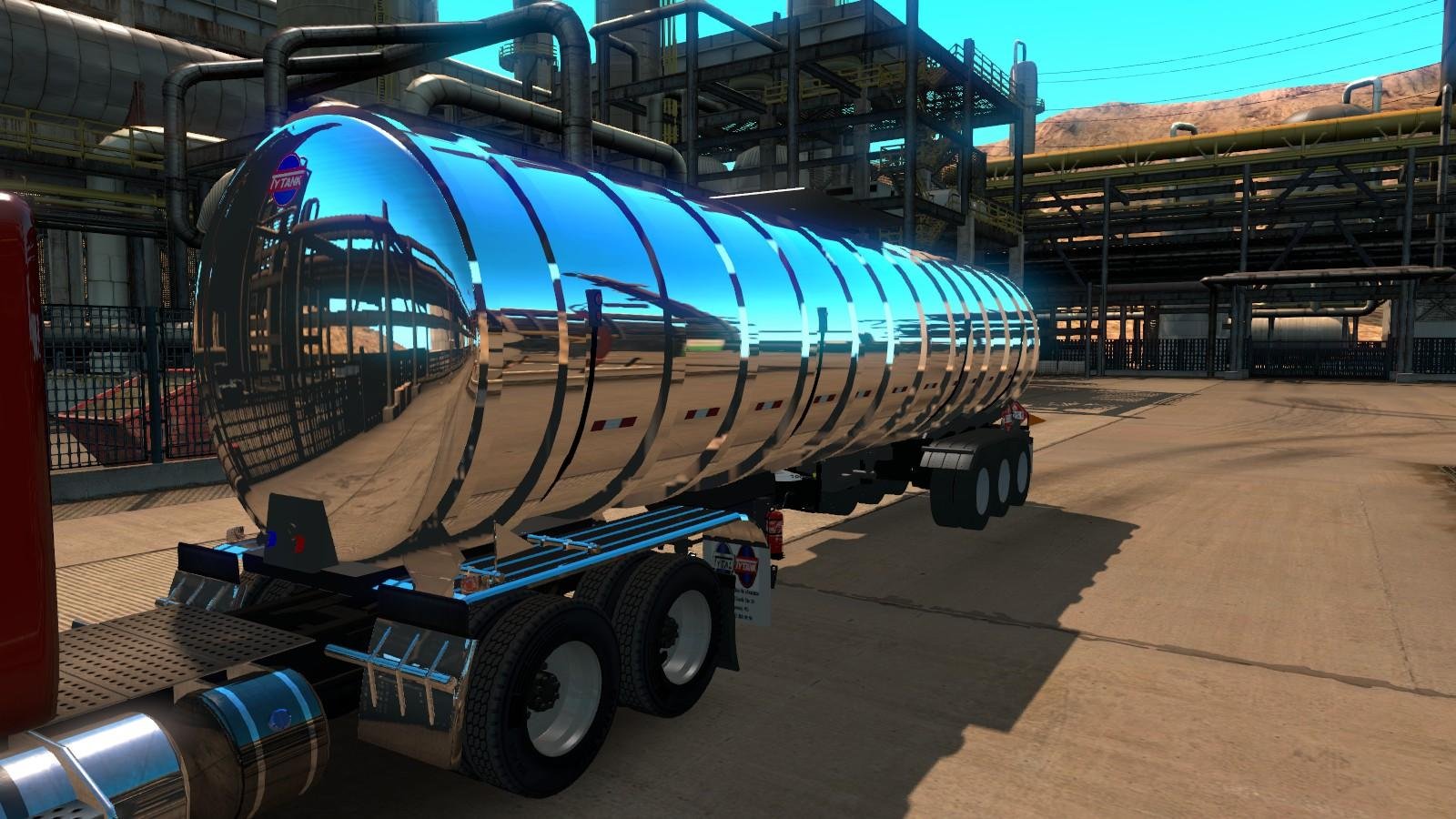 ”Chrome” Tanker Trailer