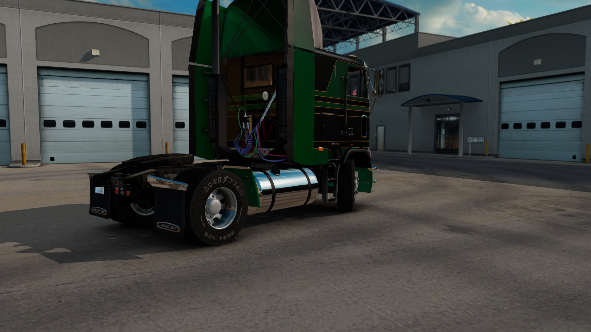 Freightliner FLB + Interior v2.5 Edited by Solaris36 (Upgraded) (v1.4.x)