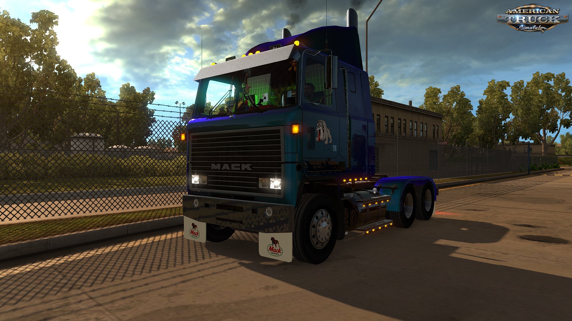 Mack Ultraliner + Interior v1.0 by CyrusTheVirus (1.31.x)