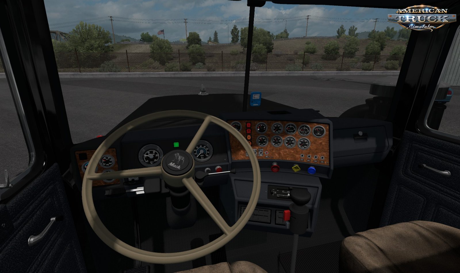 Mack RS 700L Rubber Duck v1.0 Reworked by Caleb_Crow (1.35.x)